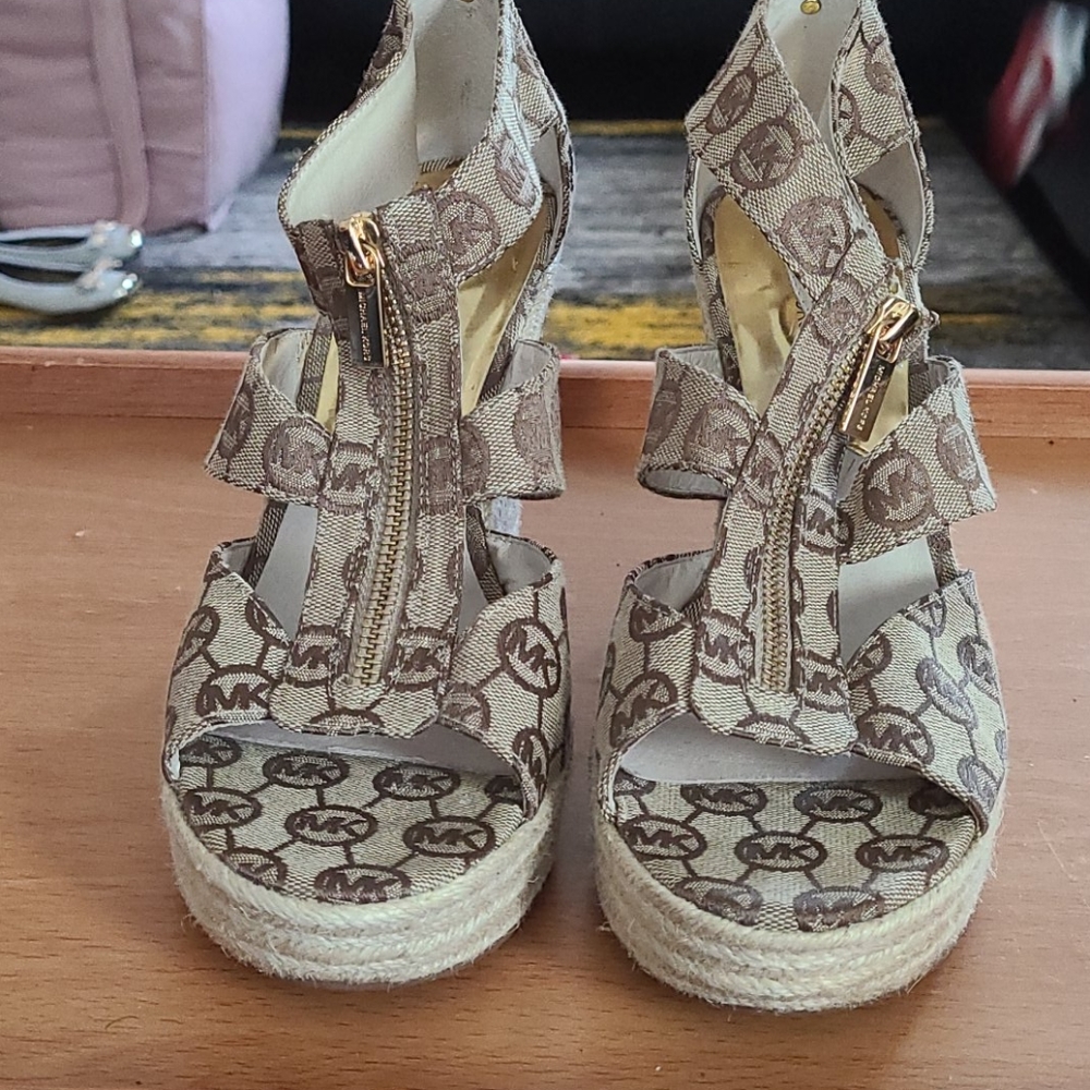 MK Sandals